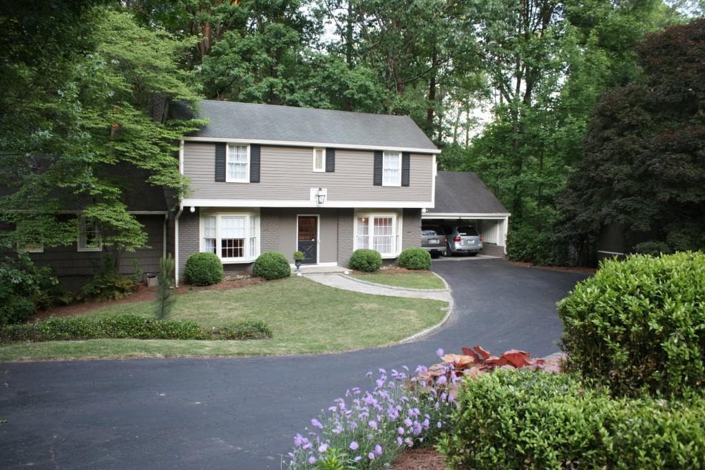 4 bedroom, 2,167 sq ft single family residence sold at 4535 Jettridge Drive, Atlanta, GA 30327
