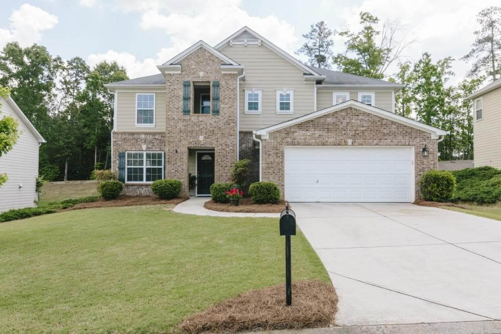 3 bedroom, 3,402 sq ft single family residence sold at 436 Branch Valley Drive, Dallas, GA 30132