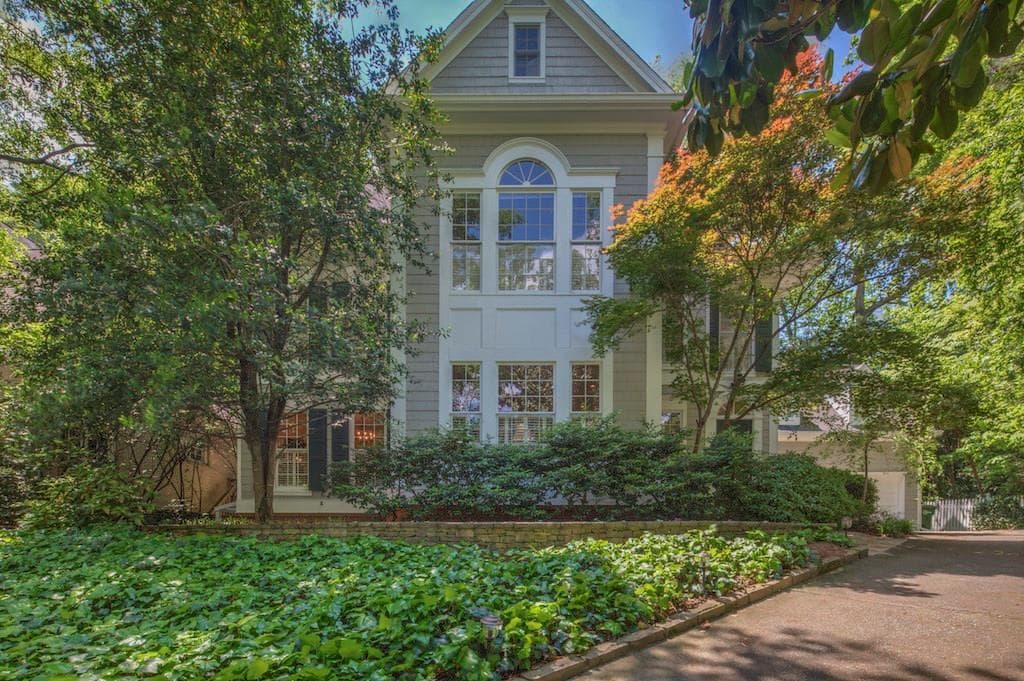 5 bedroom, 5,725 sq ft single family residence sold at 181 Peachtree Way, Atlanta, GA 30305