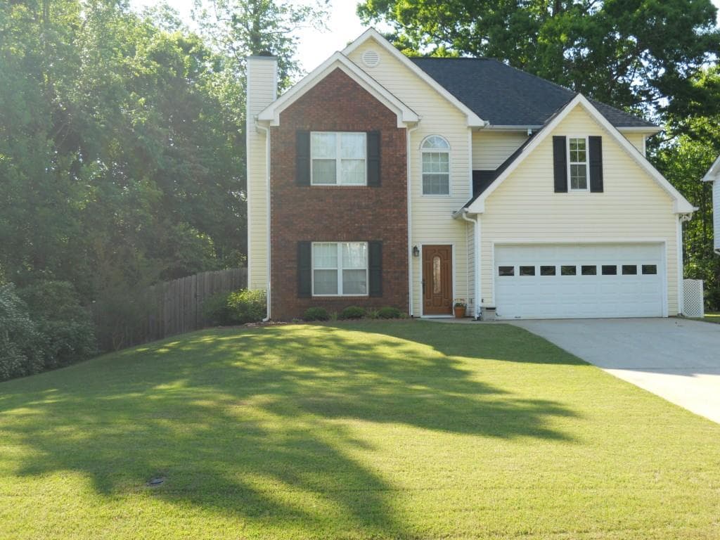 6179 Compass Drive, Flowery Branch, GA 30542 — most recent listing photo