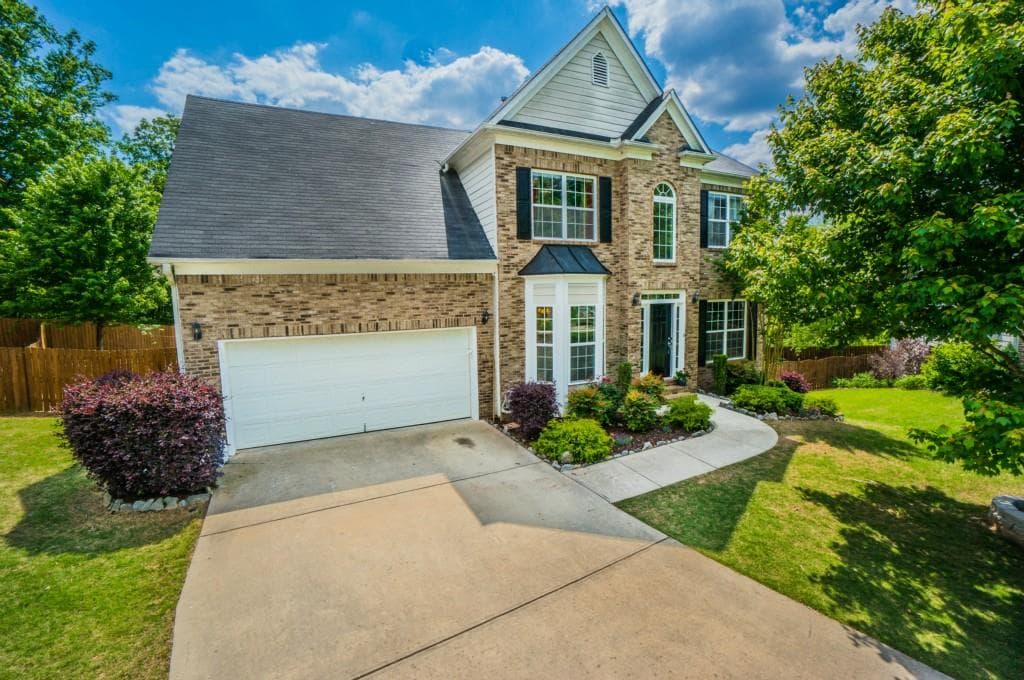 4 bedroom, 2,063 sq ft single family residence sold at 508 Vinings Oaks Run, Mableton, GA 30126