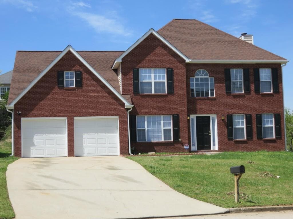 5 bedroom single family residence sold at 2529 Field Spring Drive, Lithonia, GA 30058