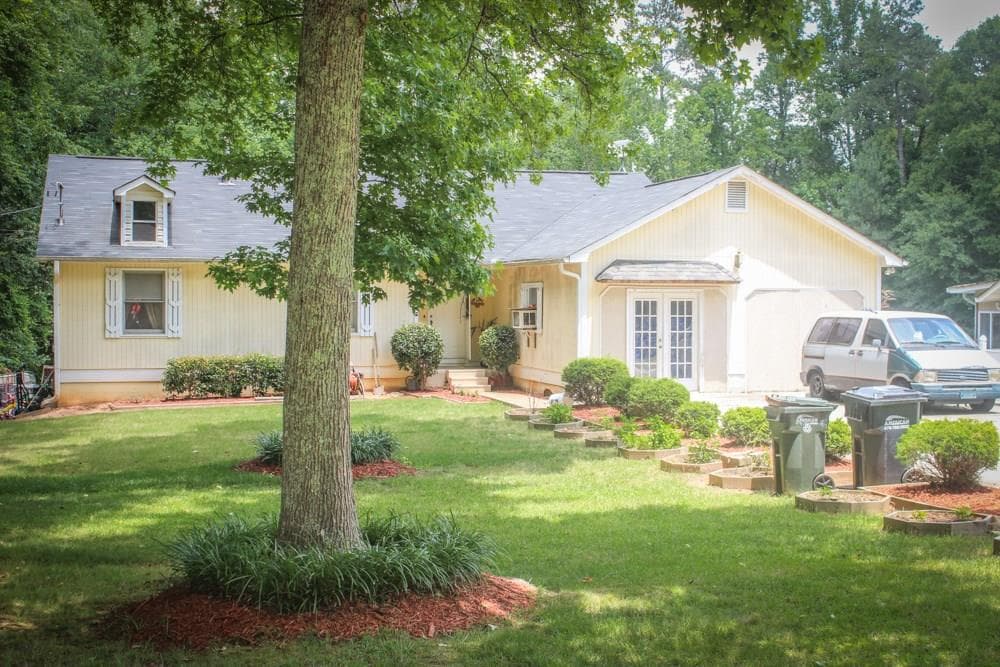 4 bedroom single family residence sold at 1950 Mellor Lane, Marietta, GA 30064