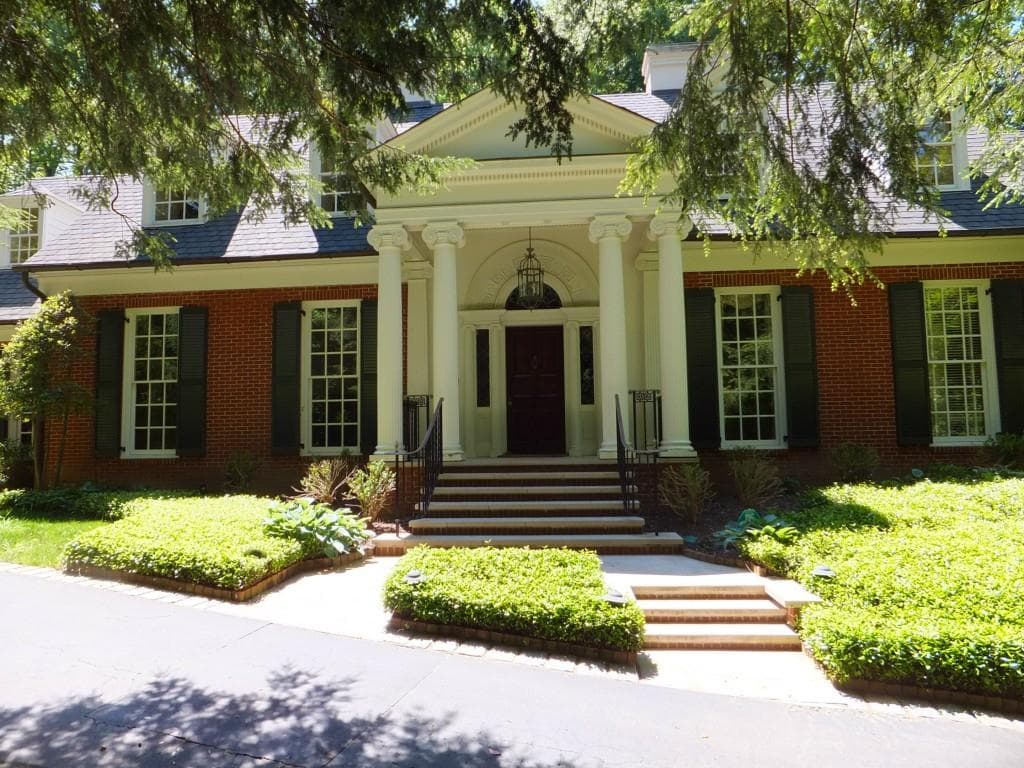 7 bedroom, 8,937 sq ft single family residence sold at 364 Valley Road, Atlanta, GA 30305