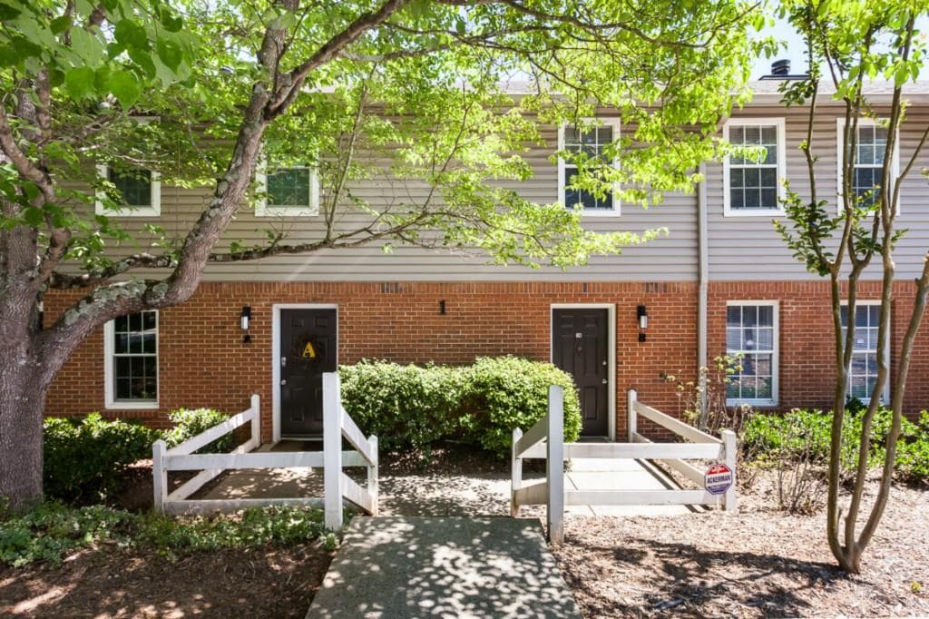 7750 Roswell Road 1B, Atlanta, GA 30350 — most recent listing photo