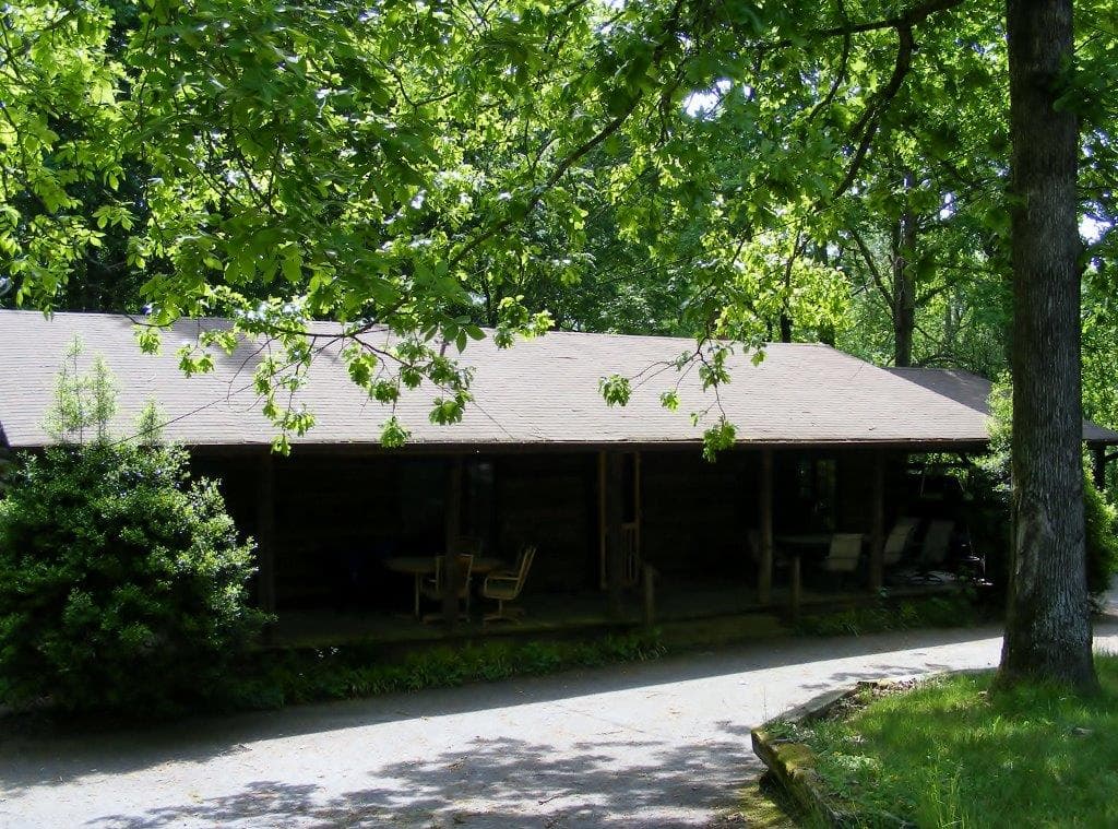 7310 Log Cabin Road, Cumming, GA 30028 — most recent listing photo