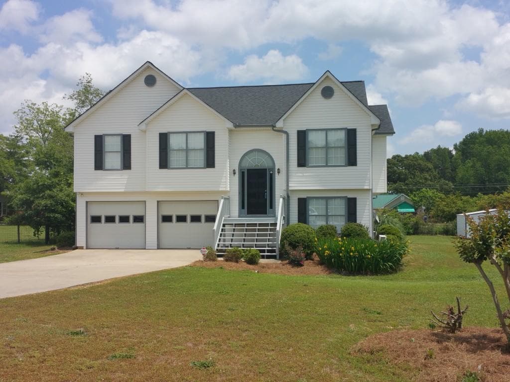 1073 Carter Drive, Loganville, GA 30052 — most recent listing photo