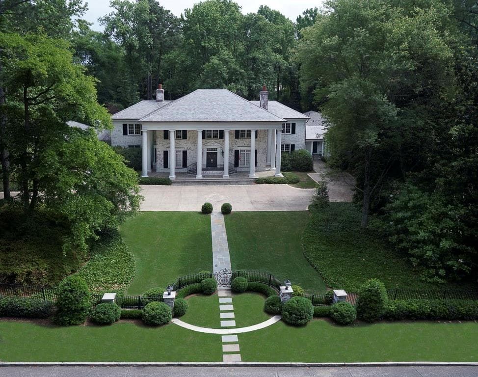 7 bedroom single family residence sold at 1935 Garraux Road, Atlanta, GA 30327
