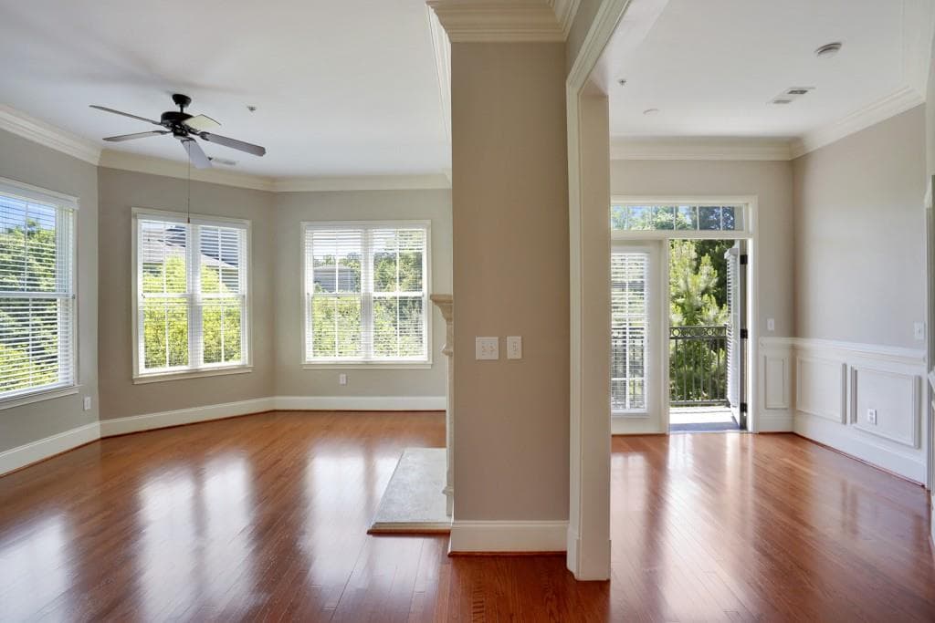 2 bedroom, 1,312 sq ft condominium sold at 11 Perimeter Center 2205, Atlanta, GA 30346