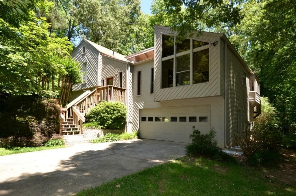 4 bedroom single family residence sold at 3115 Holly Mill Run, Marietta, GA 30062