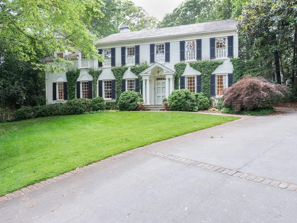4 bedroom, 5,594 sq ft single family residence sold at 2490 Woodward Way, Atlanta, GA 30305