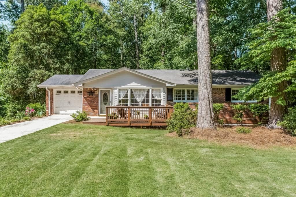 4 bedroom, 1,987 sq ft single family residence sold at 2037 Jordan Terrace, Atlanta, GA 30345