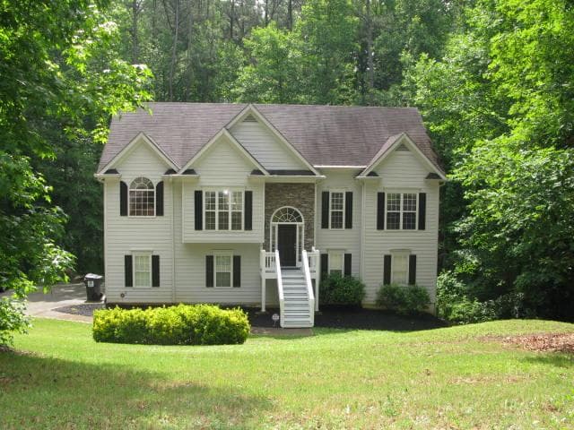 5 bedroom single family residence sold at 3026 LORING Road, Kennesaw, GA 30152