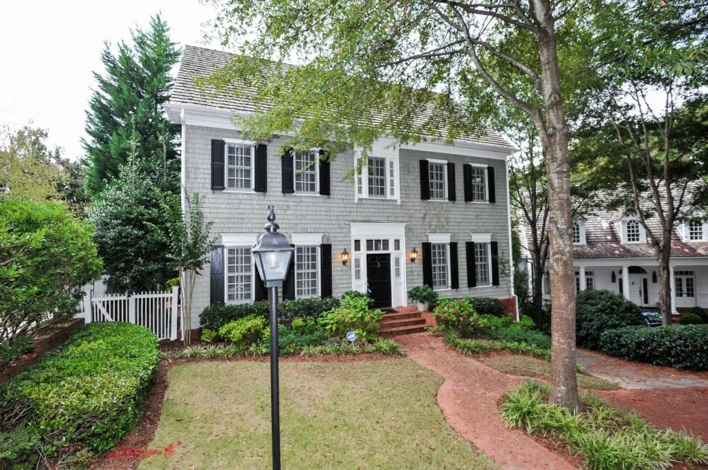 5 bedroom, 4,742 sq ft single family residence sold at 3587 Grove Gate Lane, Atlanta, GA 30339