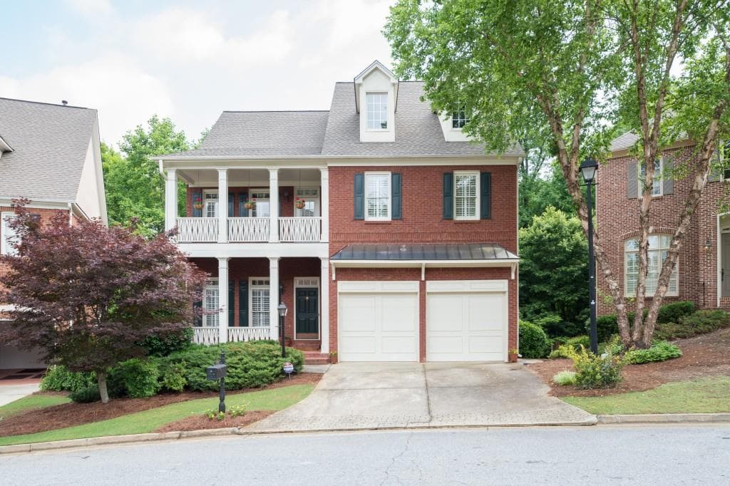 4 bedroom, 3,330 sq ft single family residence sold at 3533 Highgrove Way, Atlanta, GA 30319