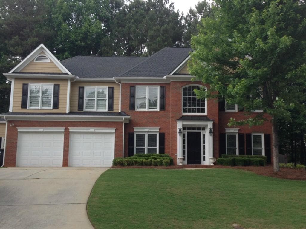 4 bedroom, 2,889 sq ft single family residence sold at 400 Silverthorne Point, Lawrenceville, GA 30043