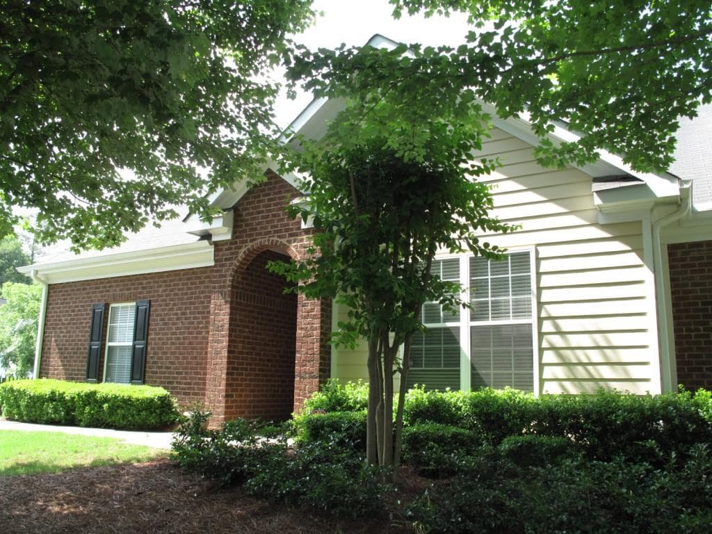 1604 Village Lane, Roswell, GA 30075 — most recent listing photo