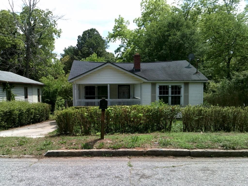 2 bedroom, 840 sq ft single family residence sold at 1346 Akridge Street, Atlanta, GA 30314