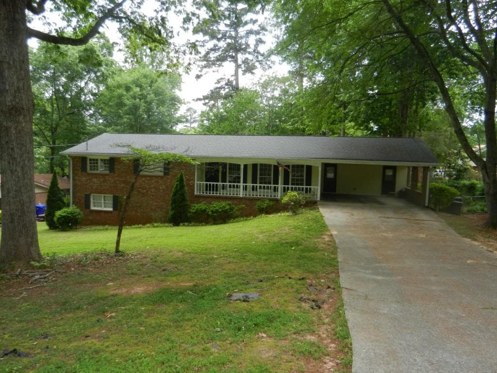 4 bedroom single family residence sold at 272 King Arthur Drive, Lawrenceville, GA 30046