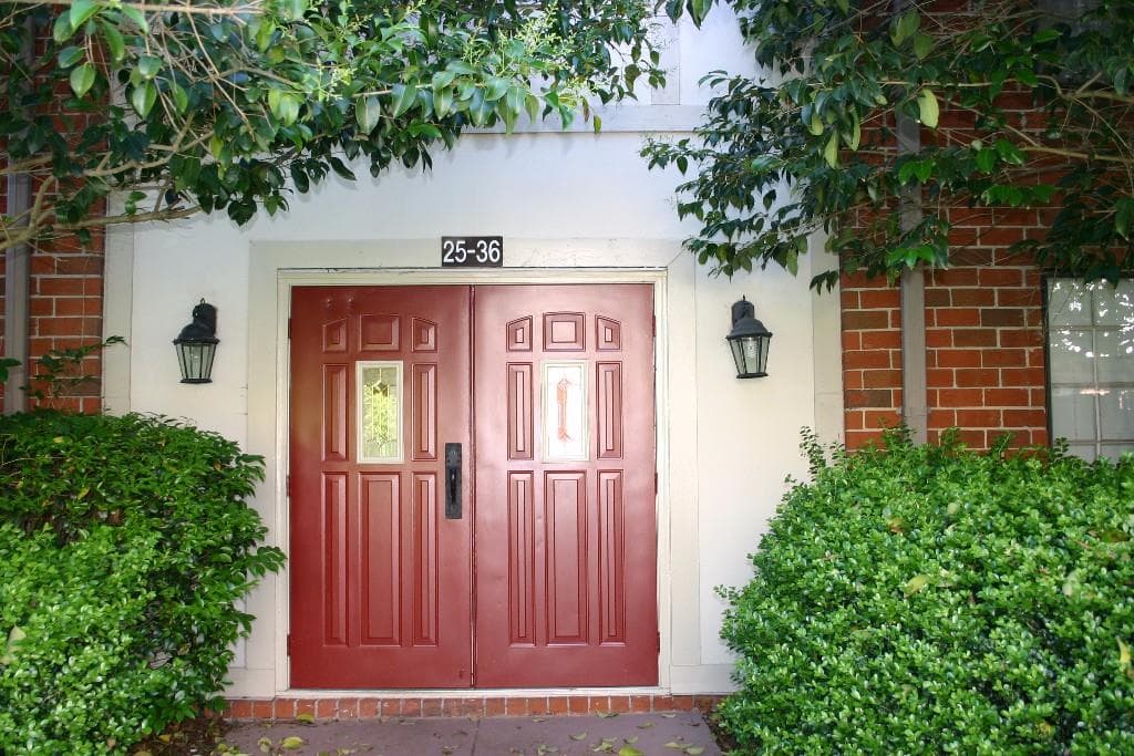 3 bedroom, 1,440 sq ft condominium sold at 6851 Roswell Road D27, Sandy Springs, GA 30328