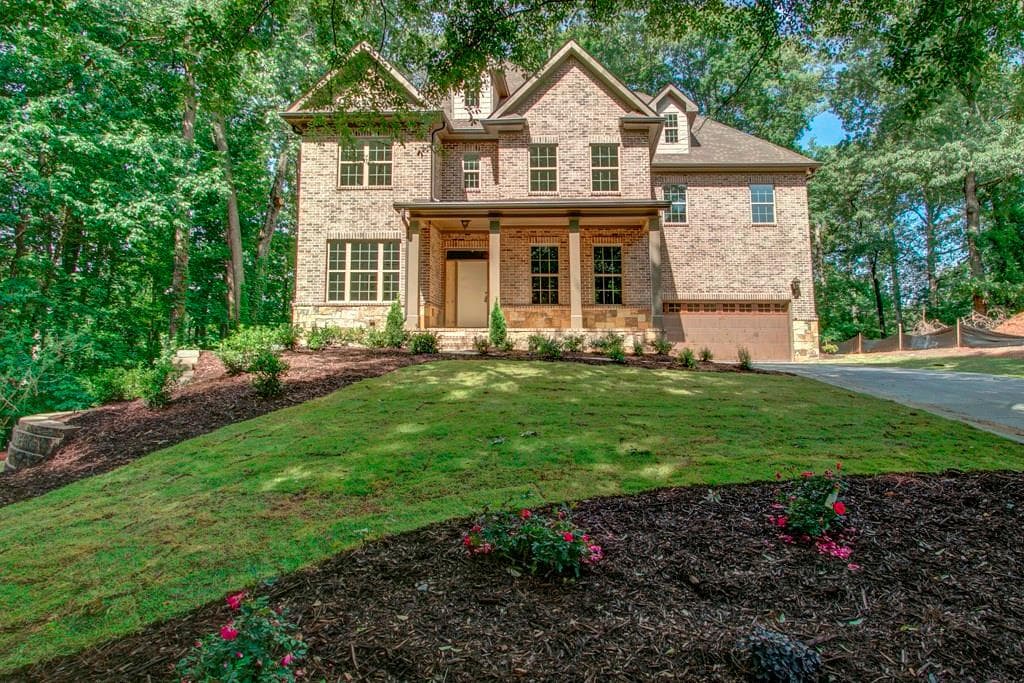 5 bedroom, 3,500 sq ft single family residence sold at 2968 Park Lane, Atlanta, GA 30341