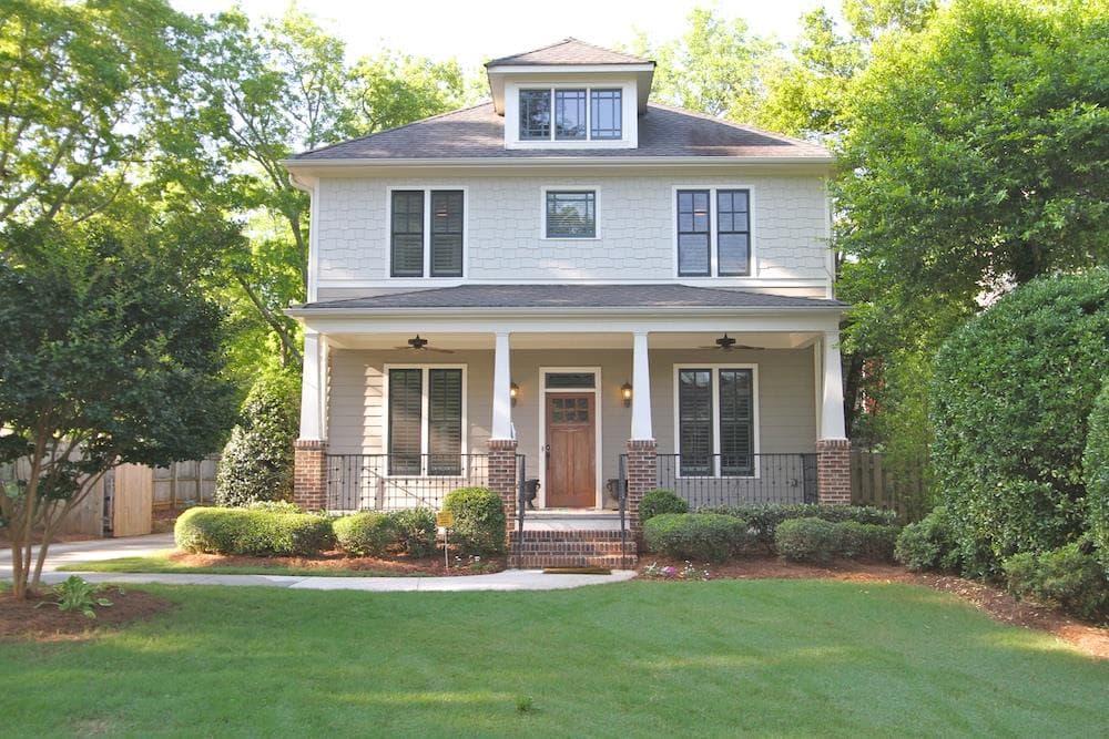 4 bedroom, 2,648 sq ft single family residence sold at 2857 Hosea L Williams Drive, Atlanta, GA 30317