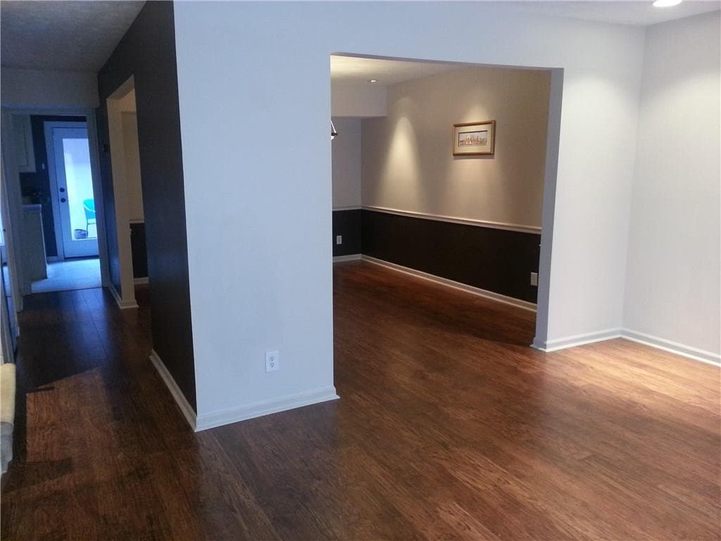 3 bedroom, 1,700 sq ft townhouse sold at 1154 Hampton Way, Atlanta, GA 30324