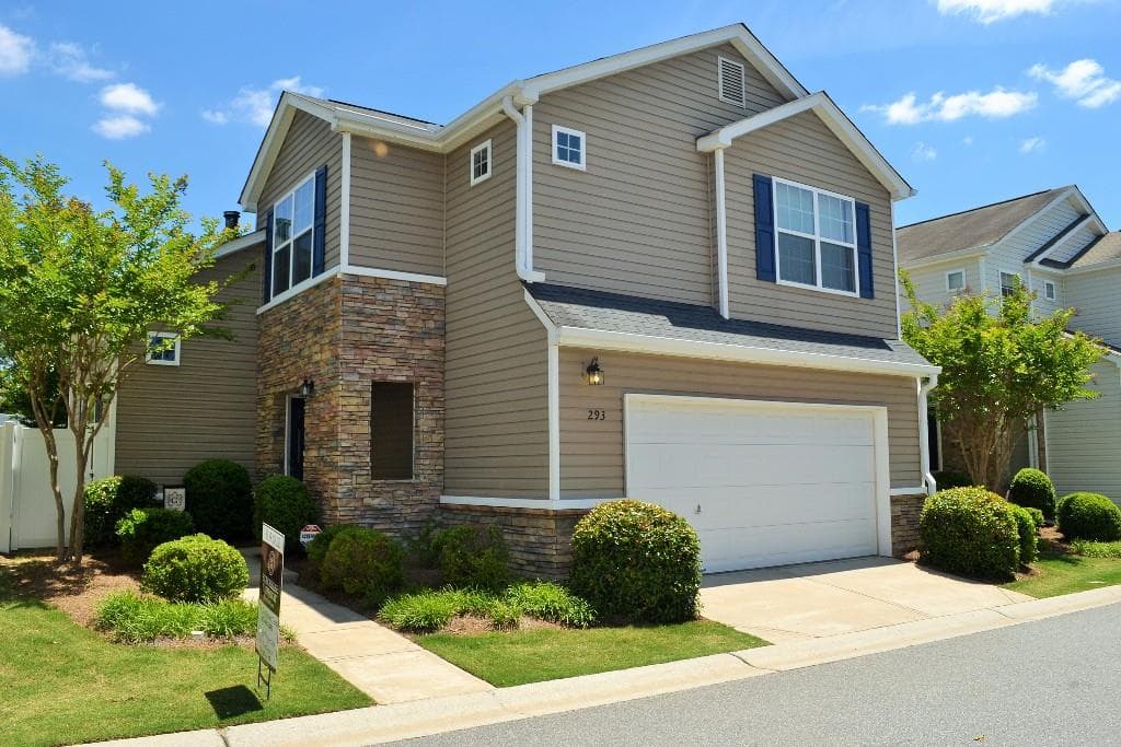 293 Hiawasee Drive, Woodstock, GA 30188 — most recent listing photo