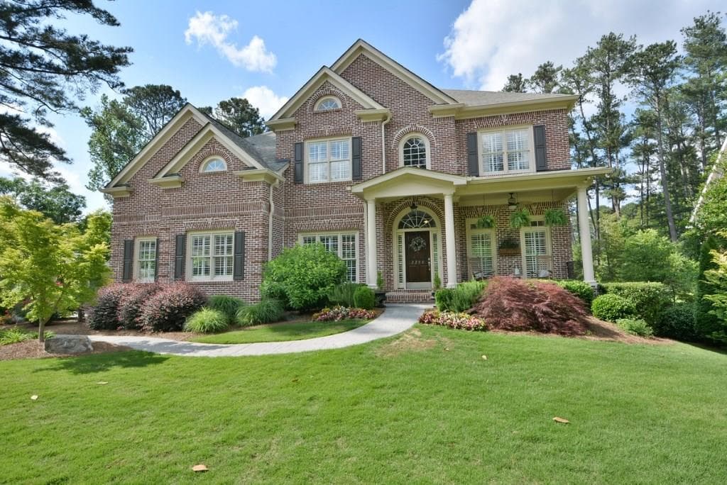 6 bedroom, 5,511 sq ft single family residence sold at 2298 Greenglade Road, Atlanta, GA 30345