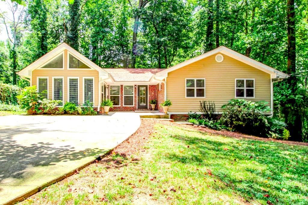 1233 Poplar Grove Drive, Atlanta, GA 30306 — most recent listing photo