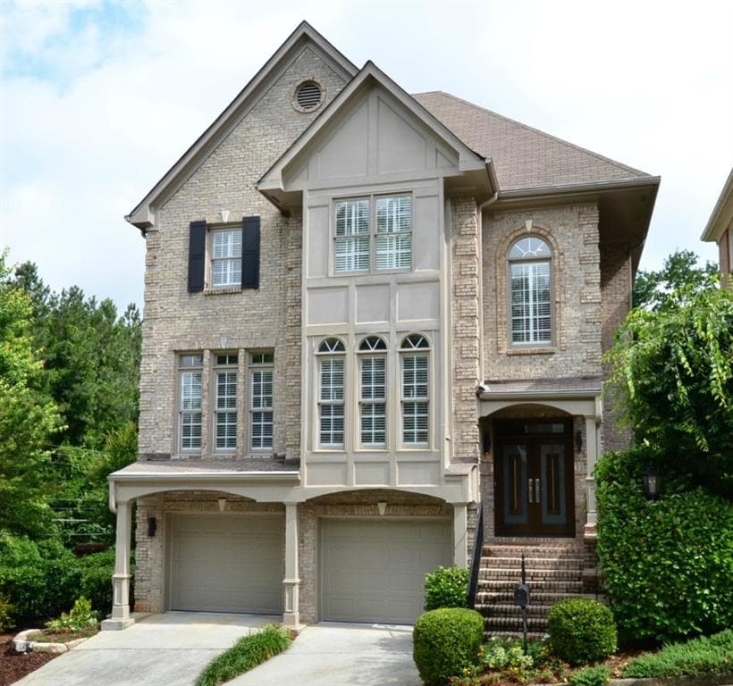 4 bedroom, 3,175 sq ft single family residence sold at 1132 Chantilly Rise, Atlanta, GA 30324