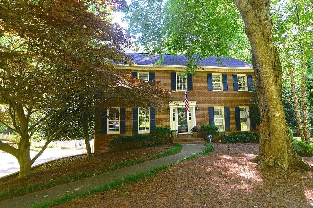 745 Hampton Place, Marietta, GA 30064 — most recent listing photo