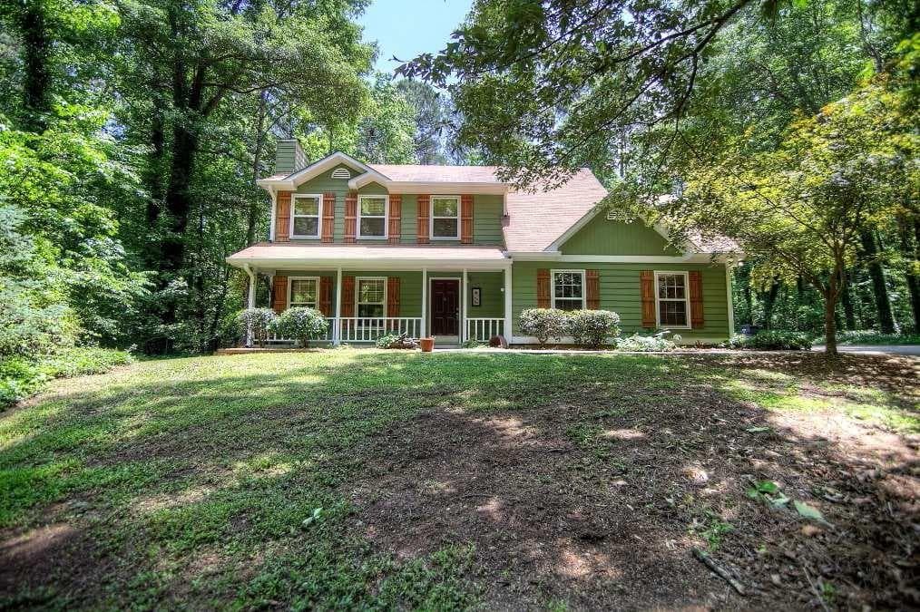 3 bedroom single family residence sold at 220 Ashley Creek Drive, Newnan, GA 30263