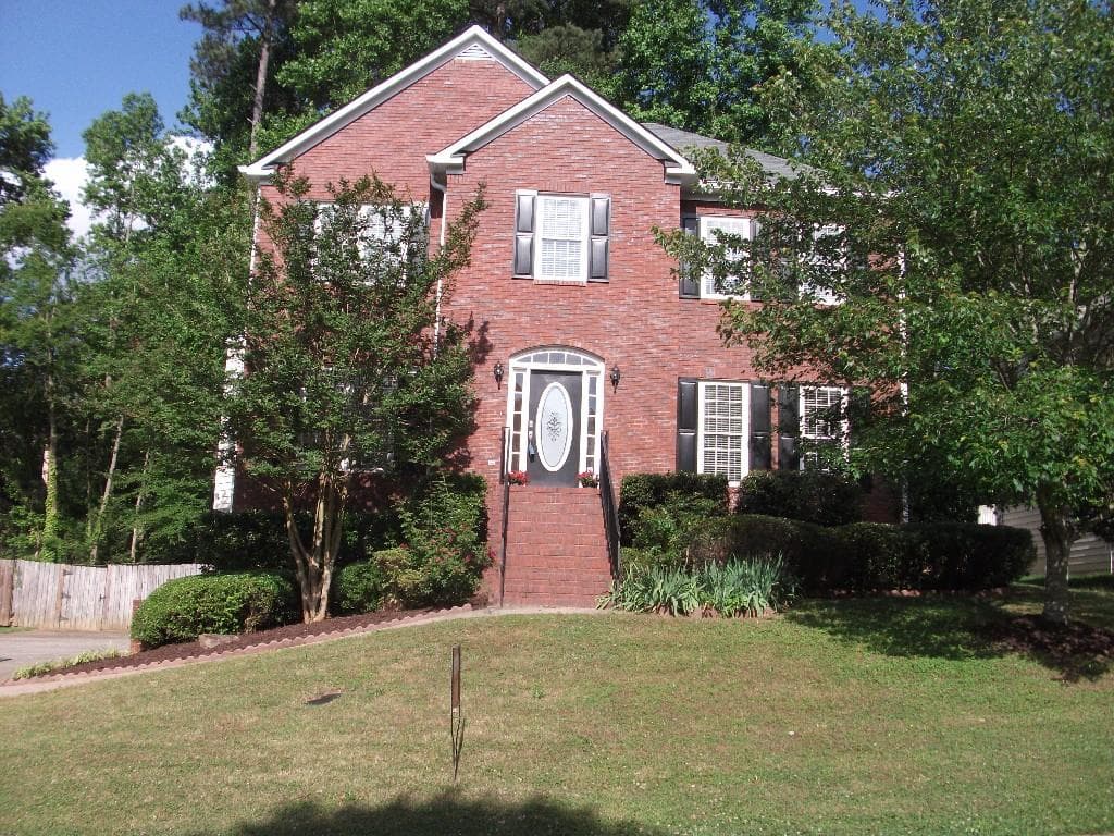 4 bedroom, 2,614 sq ft single family residence sold at 670 Soaring Drive, Marietta, GA 30062
