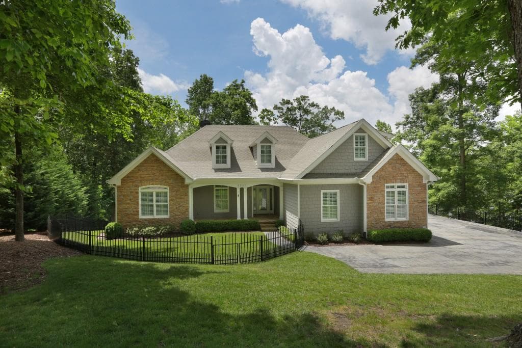 5 bedroom, 4,720 sq ft single family residence sold at 6385 Reives Road, Cumming, GA 30041