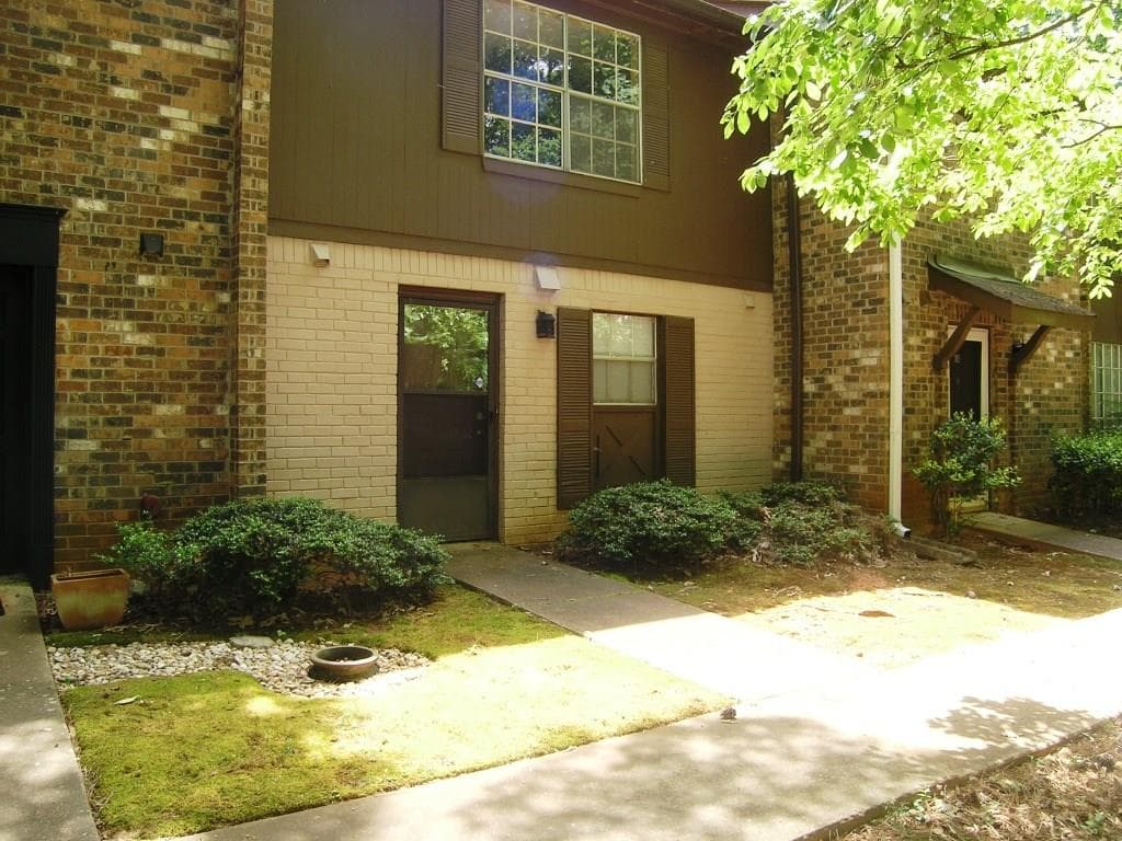 636 Garden Walk Drive 636, Stone Mountain, GA 30083 — most recent listing photo