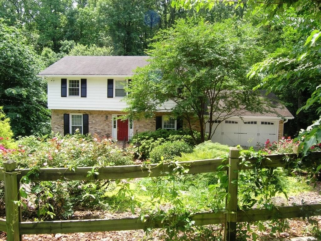 4 bedroom, 3,224 sq ft single family residence sold at 3163 Boxwood Drive, Atlanta, GA 30345