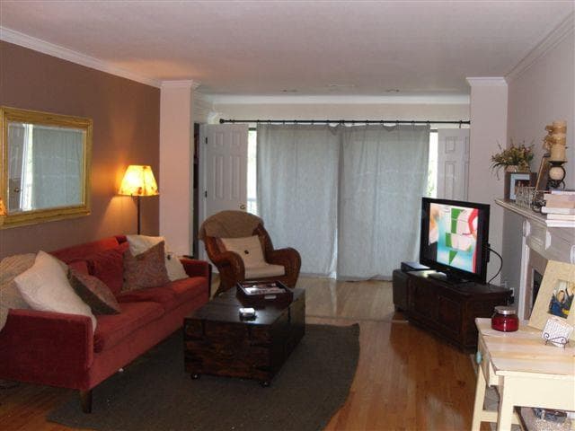 2 bedroom condominium sold at 3315 Pine Heights Drive, Atlanta, GA 30324