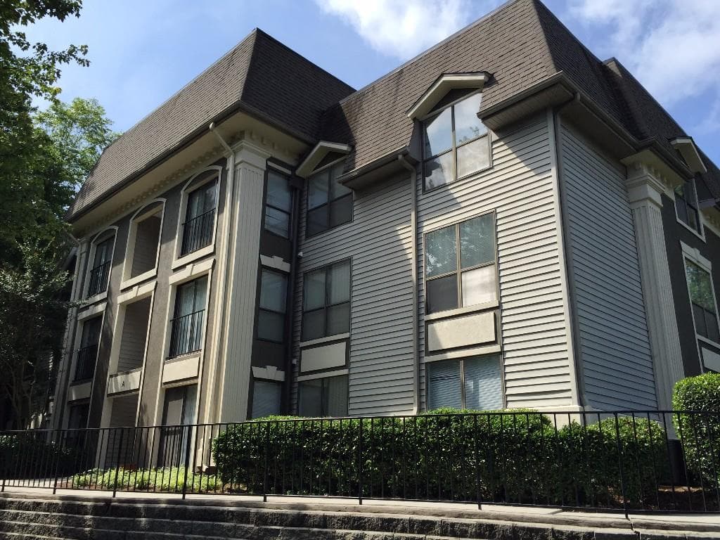 2 bedroom, 949 sq ft condominium sold at 2657 Lenox Road A-10, Atlanta, GA 30324