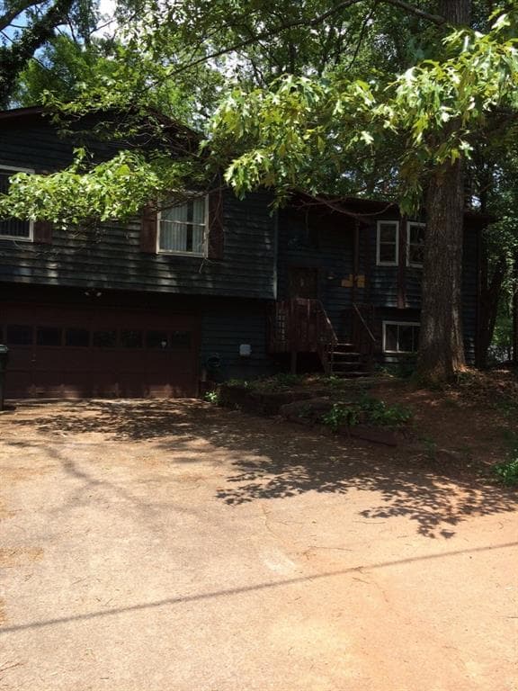 5350 Zachary Drive, Stone Mountain, GA 30083 — most recent listing photo
