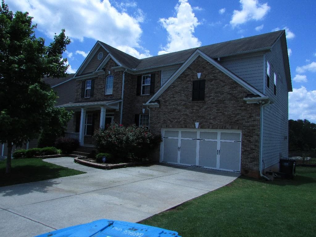 4 bedroom, 3,536 sq ft single family residence sold at 375 Yellow Shoals Court, Lawrenceville, GA 30044