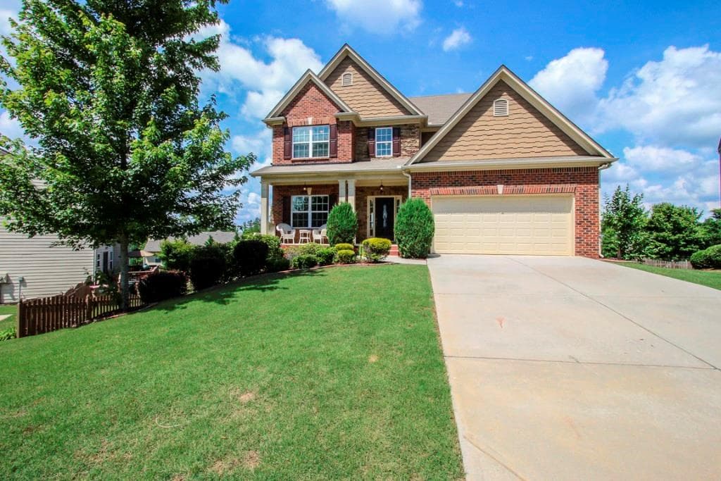 5 bedroom, 2,426 sq ft single family residence sold at 6665 Flagstone Court, Cumming, GA 30028