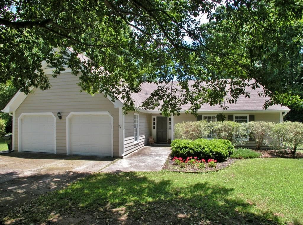 3 bedroom, 1,778 sq ft single family residence sold at 640 Osprey Court, Lawrenceville, GA 30044