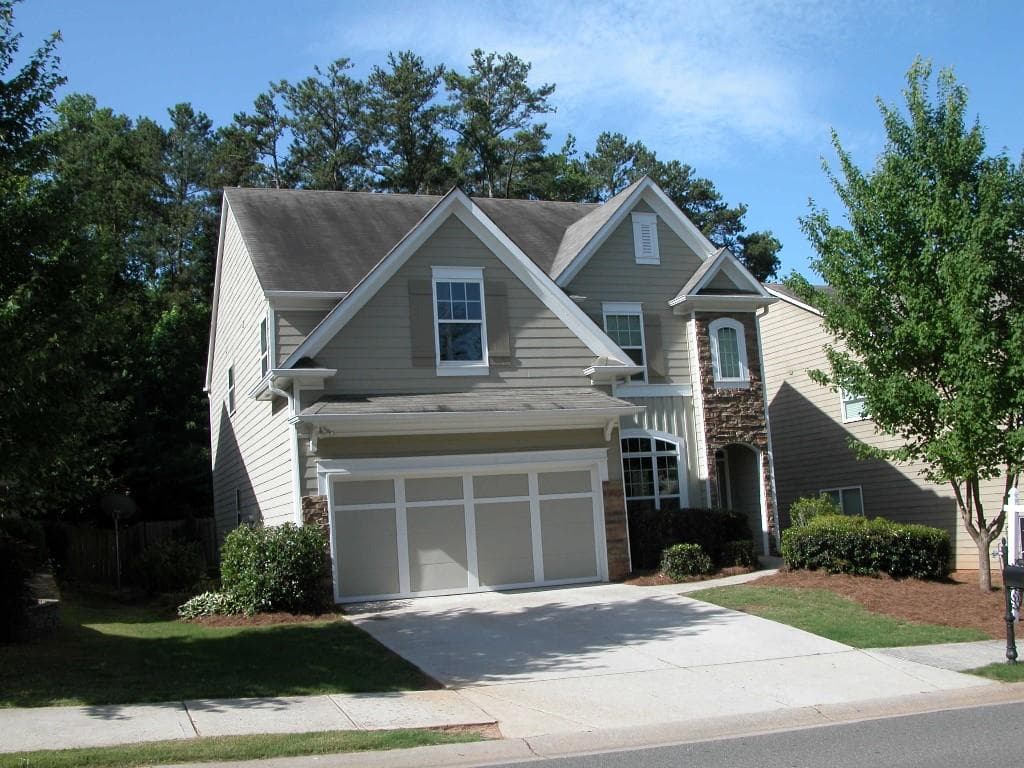 4 bedroom single family residence sold at 5155 Stonehaven View, Cumming, GA 30040