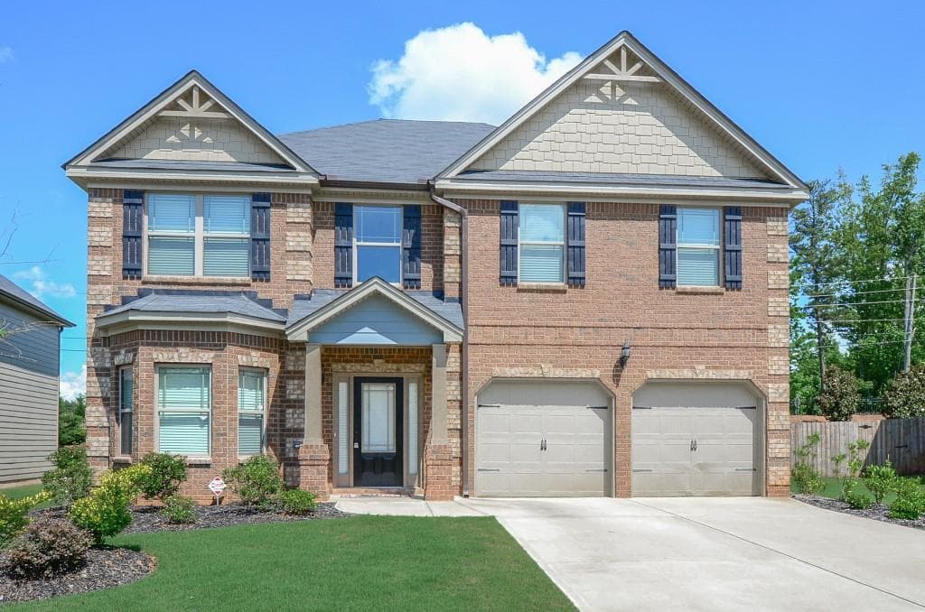 4 bedroom single family residence sold at 1487 Clarecastle Lane, Buford, GA 30519