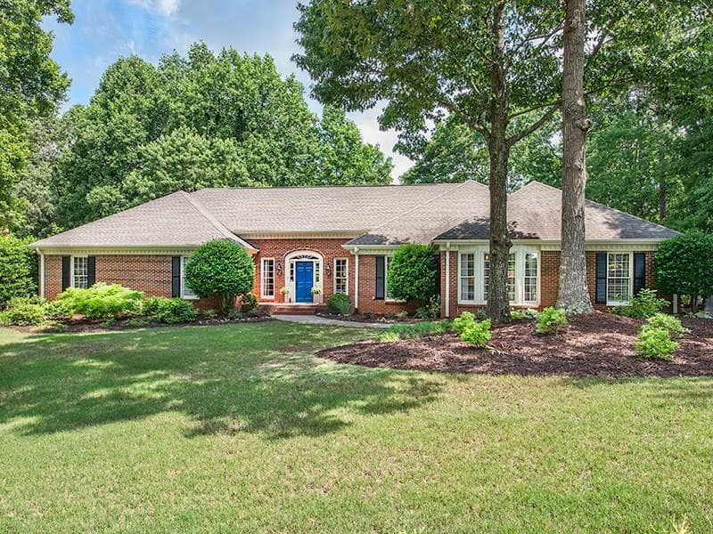 5 bedroom, 4,872 sq ft single family residence sold at 12040 BROOKFIELD CLUB Drive, Roswell, GA 30075