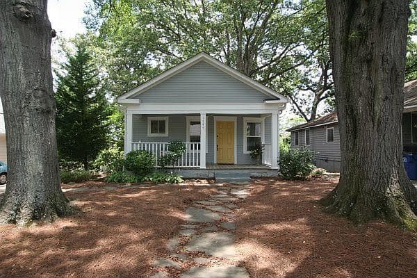 2 bedroom, 1,032 sq ft single family residence sold at 1747 Ridgeway Avenue, Atlanta, GA 30318