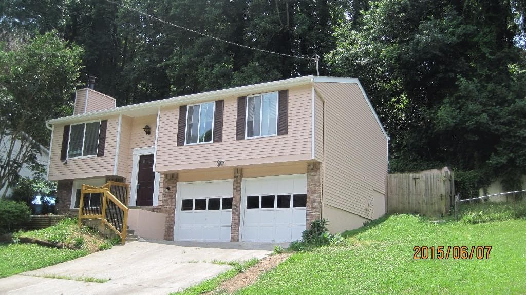 3 bedroom single family residence sold at 1430 Silver Lake Drive, Norcross, GA 30093