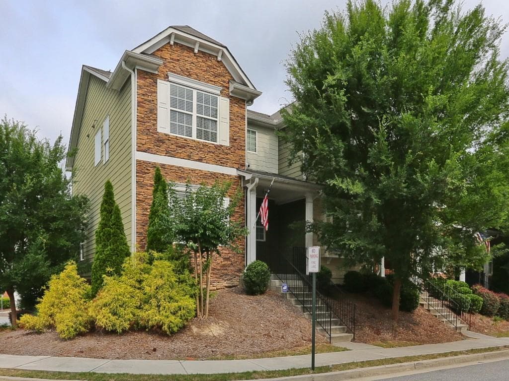 5245 Whiteoak Avenue 5245, Smyrna, GA 30080 — most recent listing photo