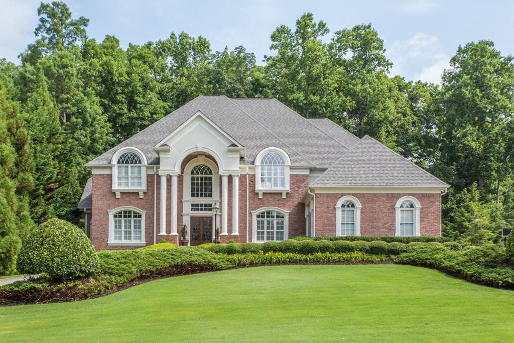 5 bedroom, 8,166 sq ft single family residence sold at 6355 Westchester Place, Cumming, GA 30040
